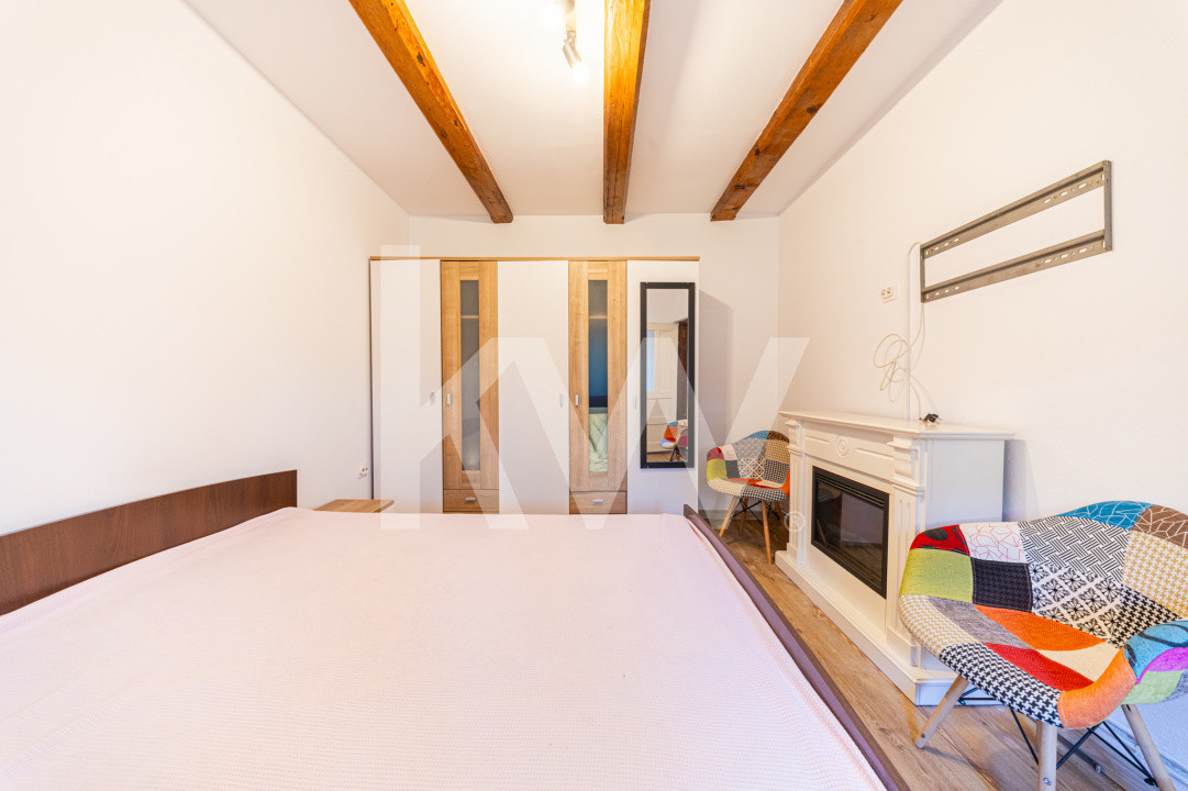 Proprietate versatilă cu 2 case și garsonieră în Hărman, locuință sau investiție