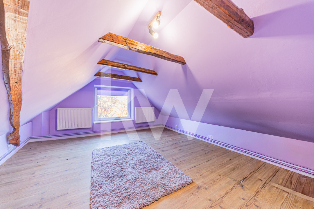 Proprietate versatilă cu 2 case și garsonieră în Hărman, locuință sau investiție