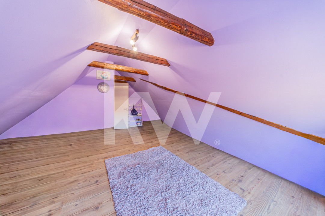 Proprietate versatilă cu 2 case și garsonieră în Hărman, locuință sau investiție