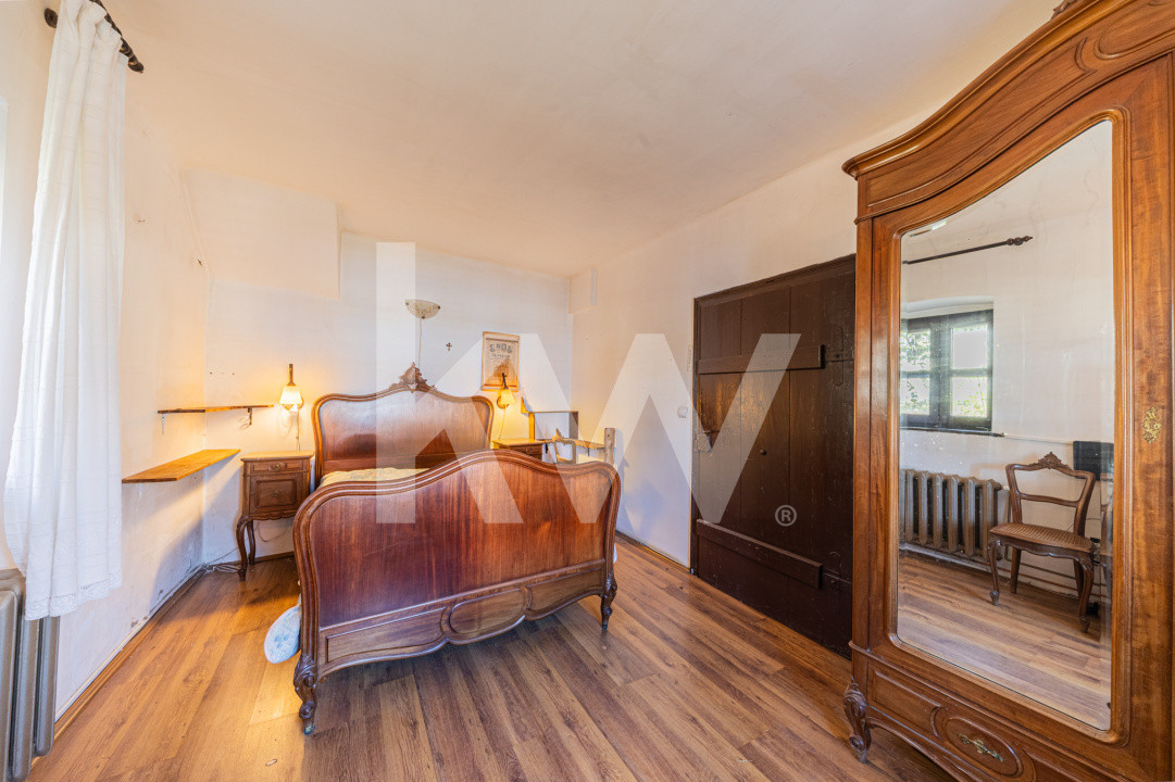 Proprietate versatilă cu 2 case și garsonieră în Hărman, locuință sau investiție