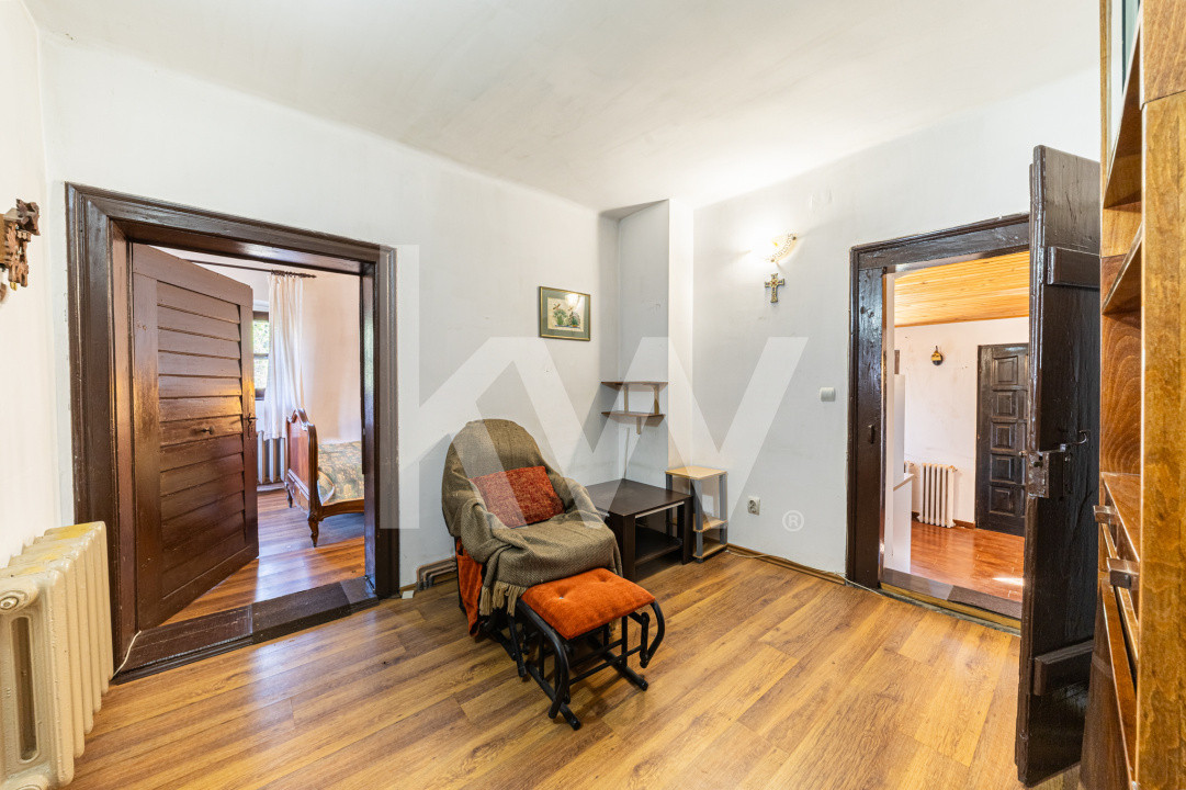 Proprietate versatilă cu 2 case și garsonieră în Hărman, locuință sau investiție