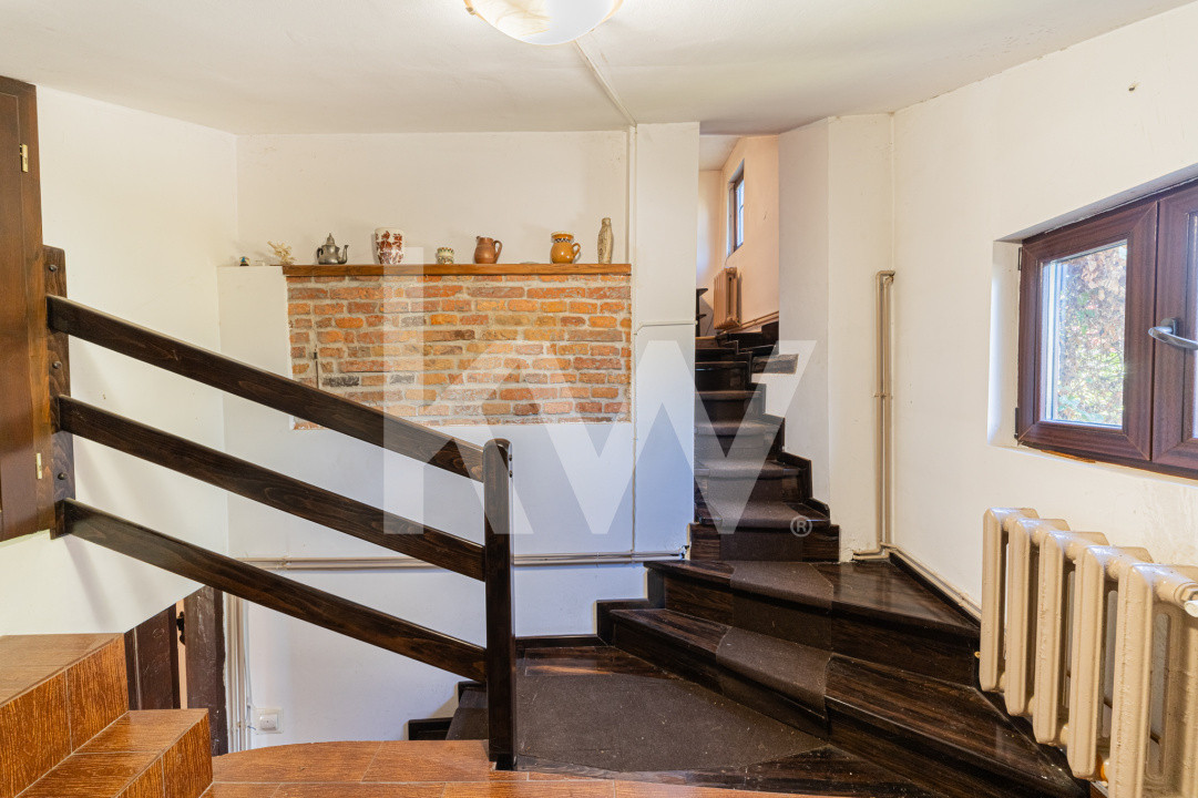 Proprietate versatilă cu 2 case și garsonieră în Hărman, locuință sau investiție