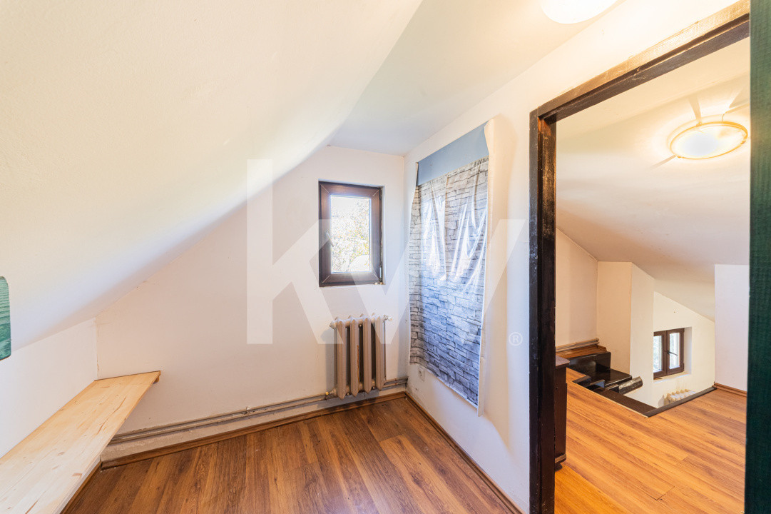 Proprietate versatilă cu 2 case și garsonieră în Hărman, locuință sau investiție