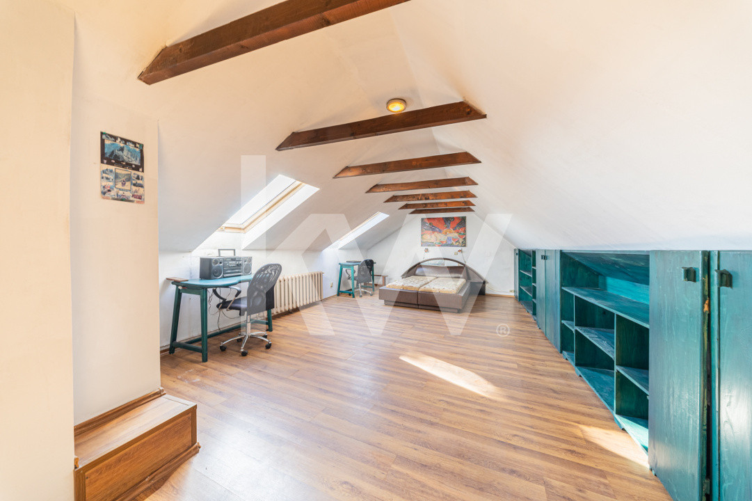 Proprietate versatilă cu 2 case și garsonieră în Hărman, locuință sau investiție