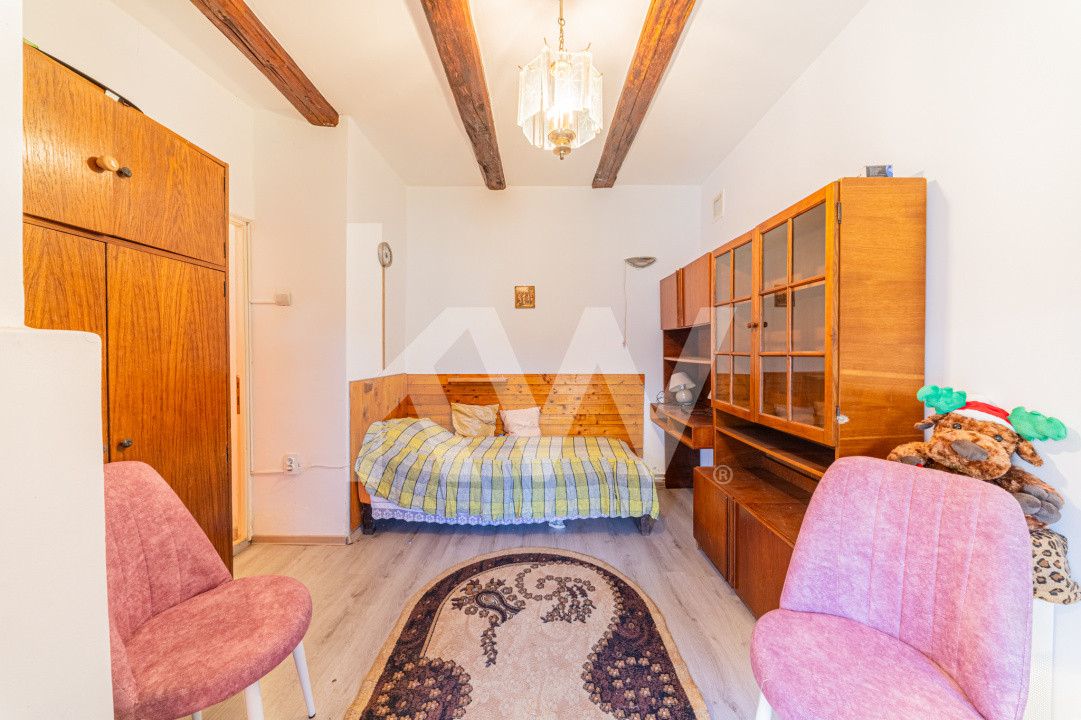 Proprietate versatilă cu 2 case și garsonieră în Hărman, locuință sau investiție