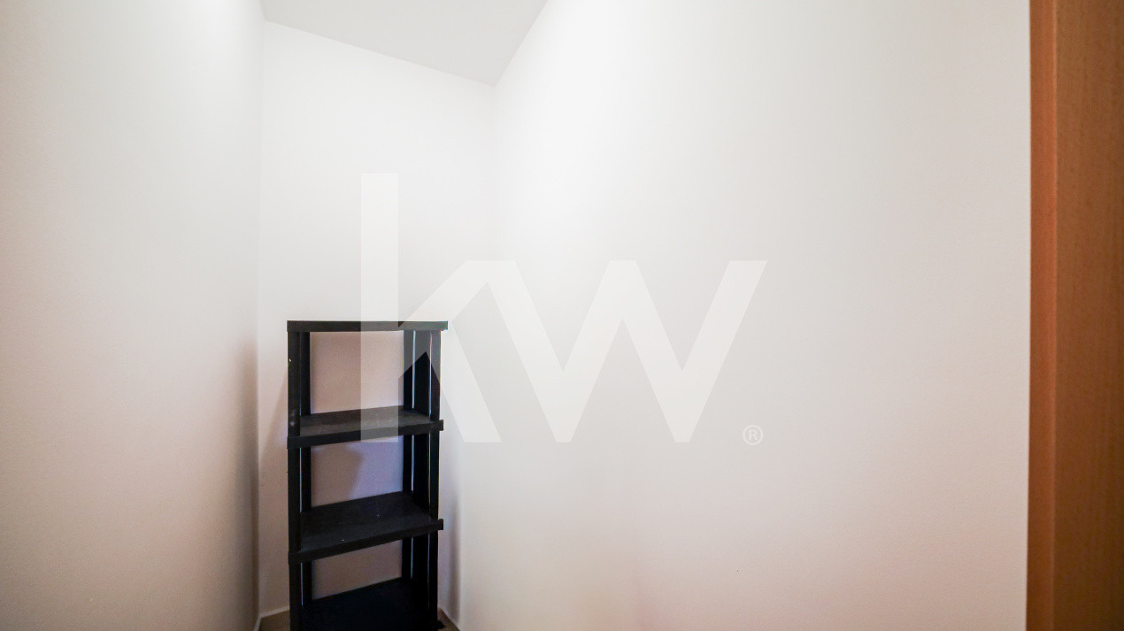 🏡 Apartament de vânzare – Brașov, Strada Graurului (loc de parcare + boxa)