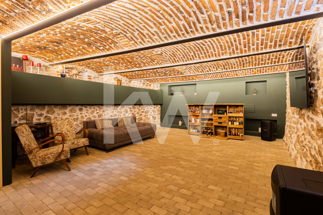 Oază de Eleganță în Inima Brașovului – Apartament de Vanzare, Str. Lungă nr. 90