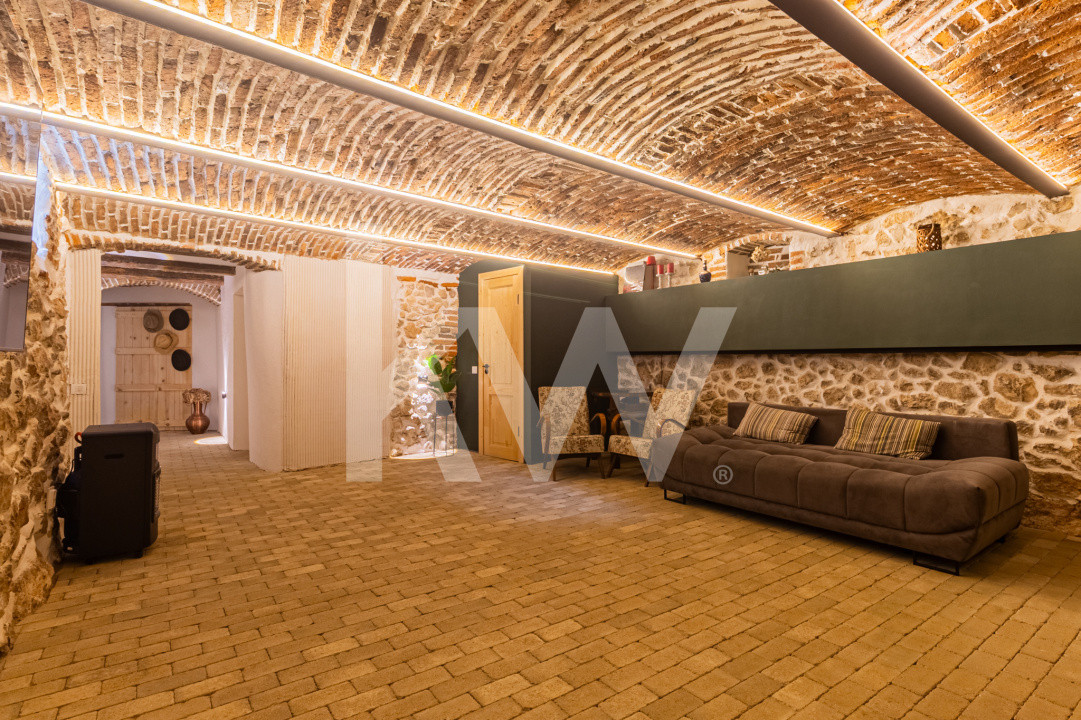 Oază de Eleganță în Inima Brașovului – Apartament de Vanzare, Str. Lungă nr. 90