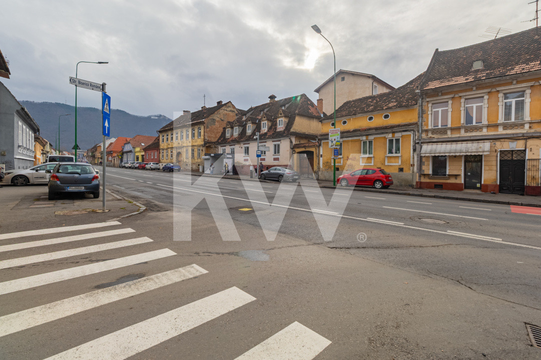 Oază de Eleganță în Inima Brașovului – Apartament de Vanzare, Str. Lungă nr. 90