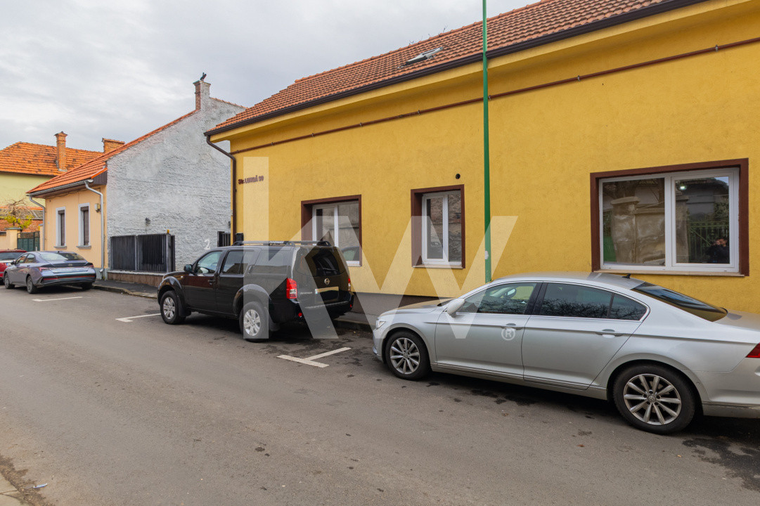 Oază de Eleganță în Inima Brașovului – Apartament de Vanzare, Str. Lungă nr. 90