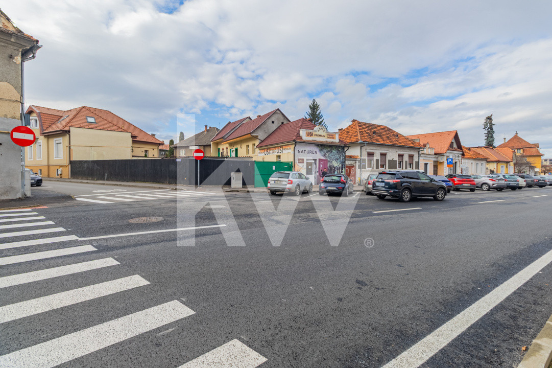 Oază de Eleganță în Inima Brașovului – Apartament de Vanzare, Str. Lungă nr. 90