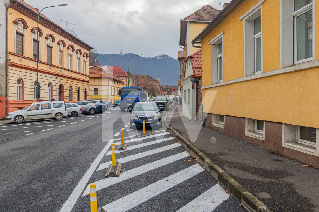 Oază de Eleganță în Inima Brașovului – Apartament de Vanzare, Str. Lungă nr. 90