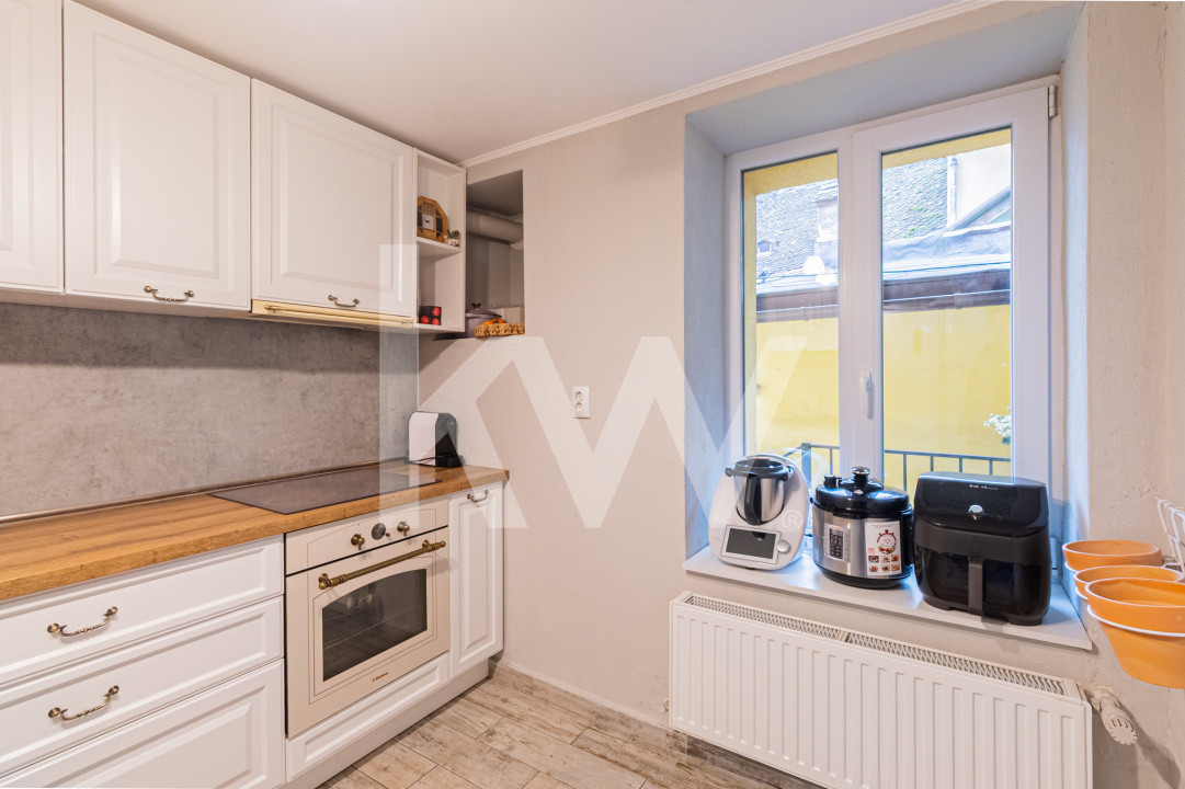 Oază de Eleganță în Inima Brașovului – Apartament de Vanzare, Str. Lungă nr. 90