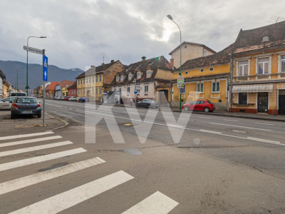 Oază de Eleganță în Inima Brașovului – Apartament de Vanzare, Str. Lungă nr. 90