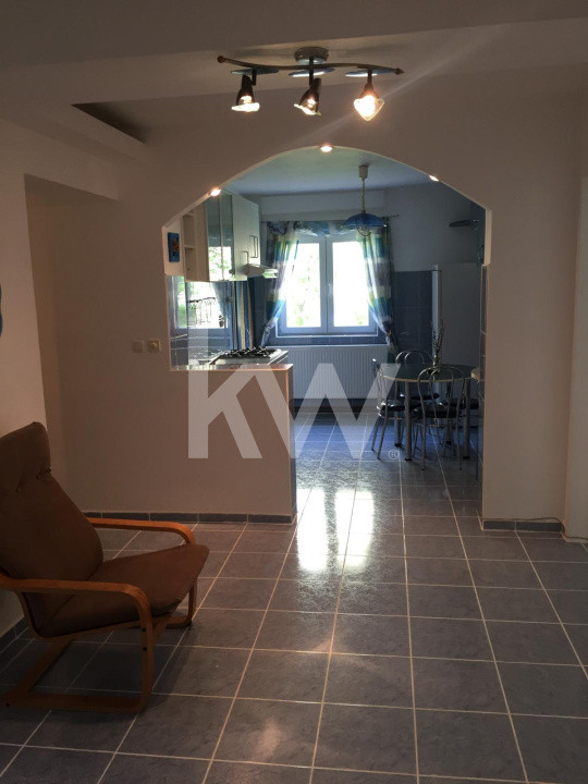 Apartament cu 3 camere in Racadau 