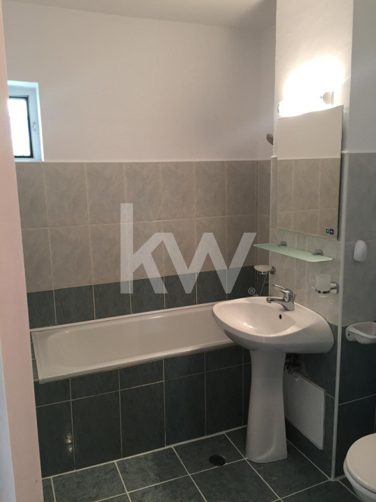 Apartament cu 3 camere in Racadau 