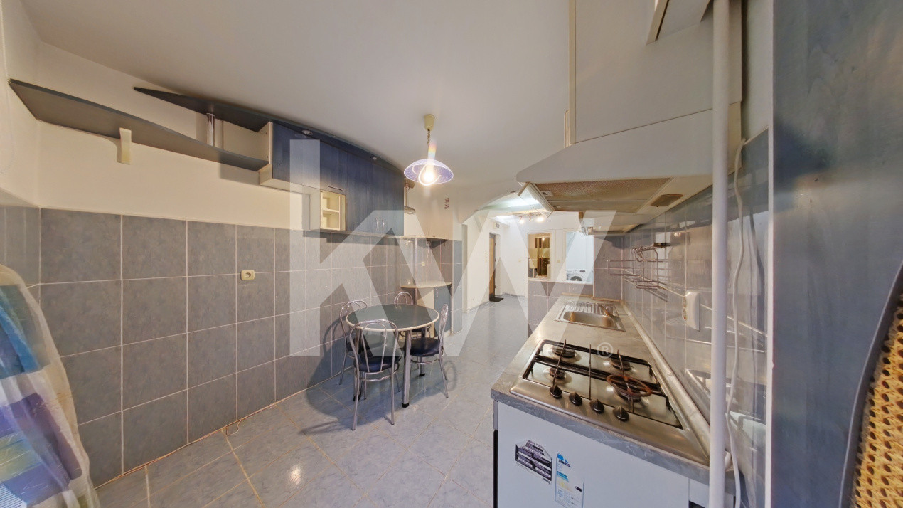 Oportunitate! Apartament cu 3 camere, 2 bai - Racadau / vis-a-vis de Magnolia