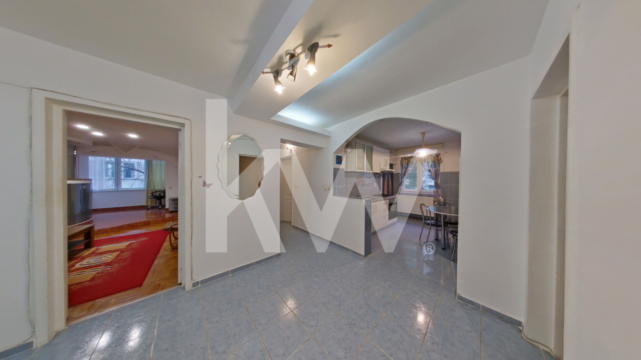 Oportunitate! Apartament cu 3 camere, 2 bai - Racadau / vis-a-vis de Magnolia