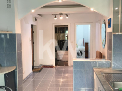 Apartament cu 3 camere in Racadau 