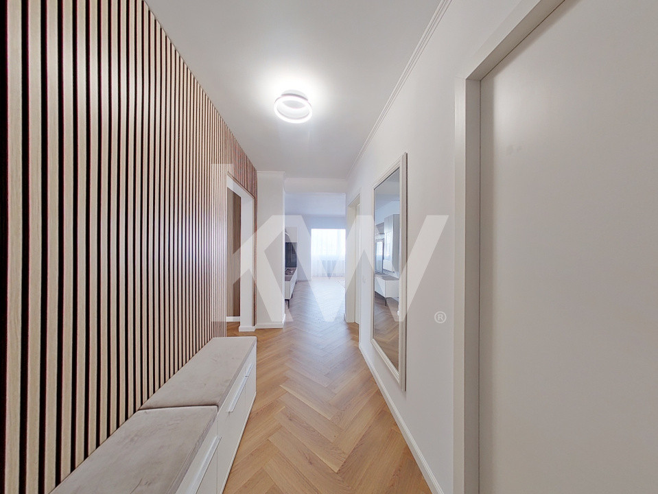 Apartament 3 camere decomandat, lux, renovat integral, prima închiriere, Brașov