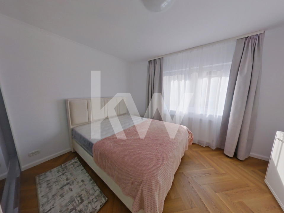 Apartament 3 camere decomandat, lux, renovat integral, prima închiriere, Brașov