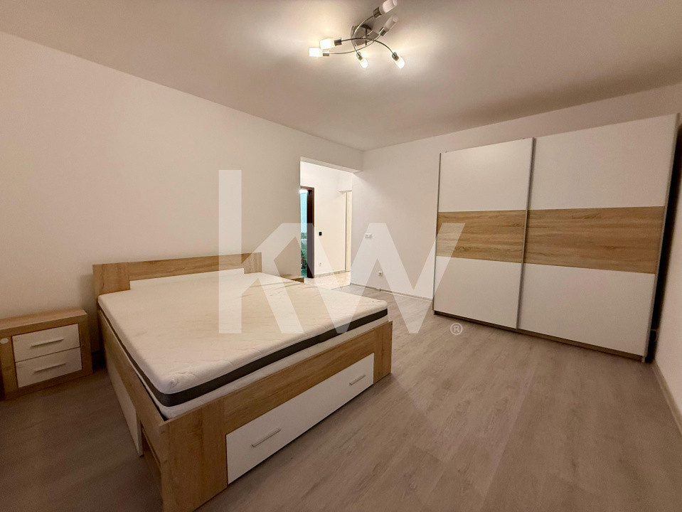 Studio spațios de închiriat | Balcon închis | Parcare privată 