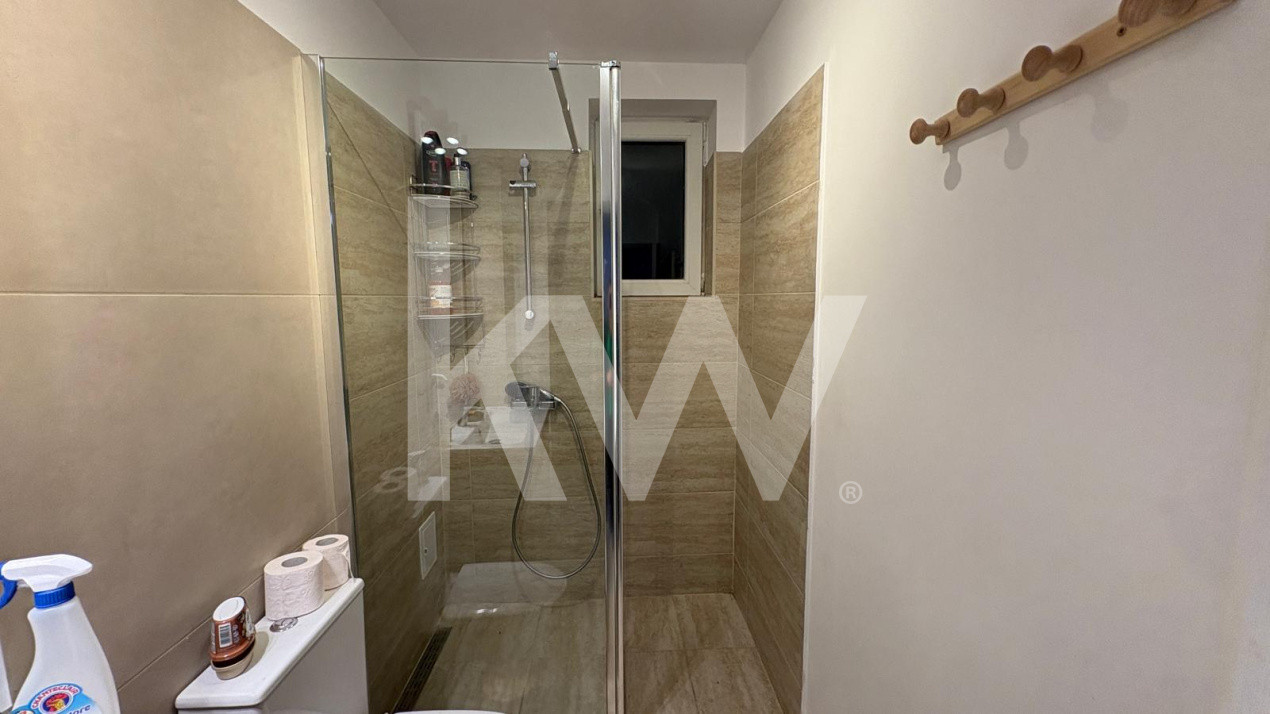 De inchiriat, apartament utilat si mobilat cu 3 camere in zona Wharte!