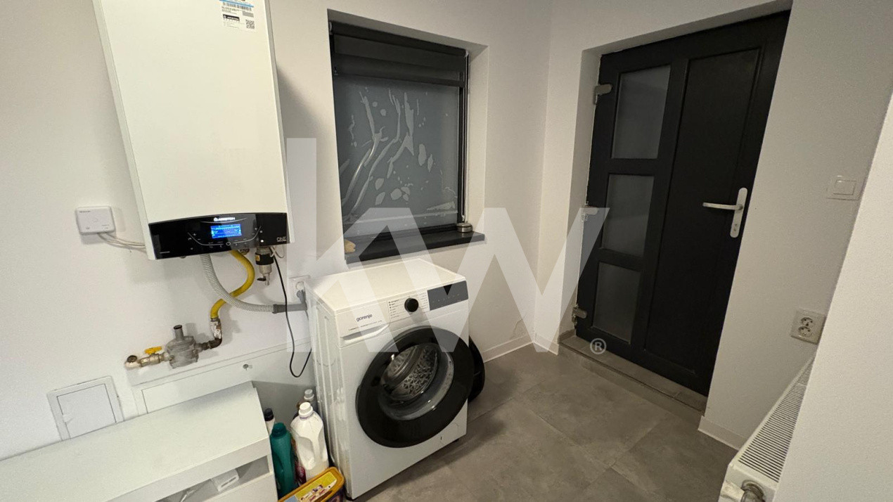 De inchiriat, apartament utilat si mobilat cu 3 camere in zona Wharte!