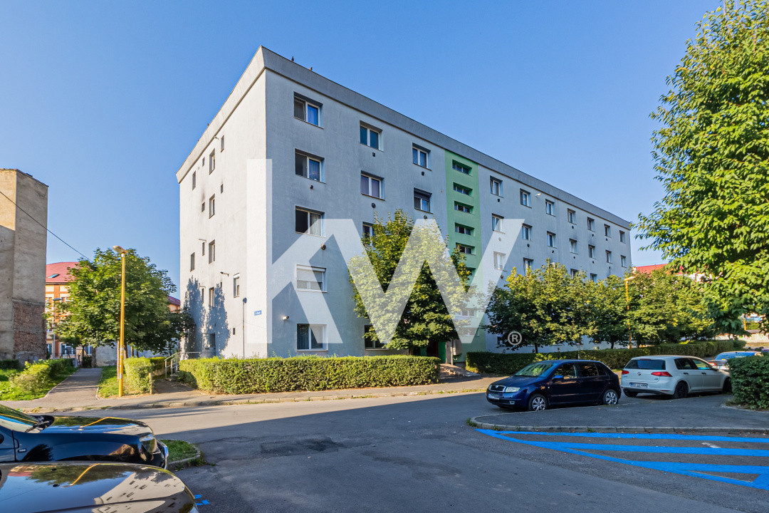 Camera de camin | etaj intermediar