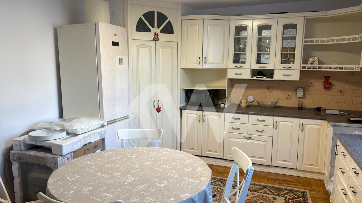 Casa de inchiriat in Brasov, utilata si mobilata, curte proprie!