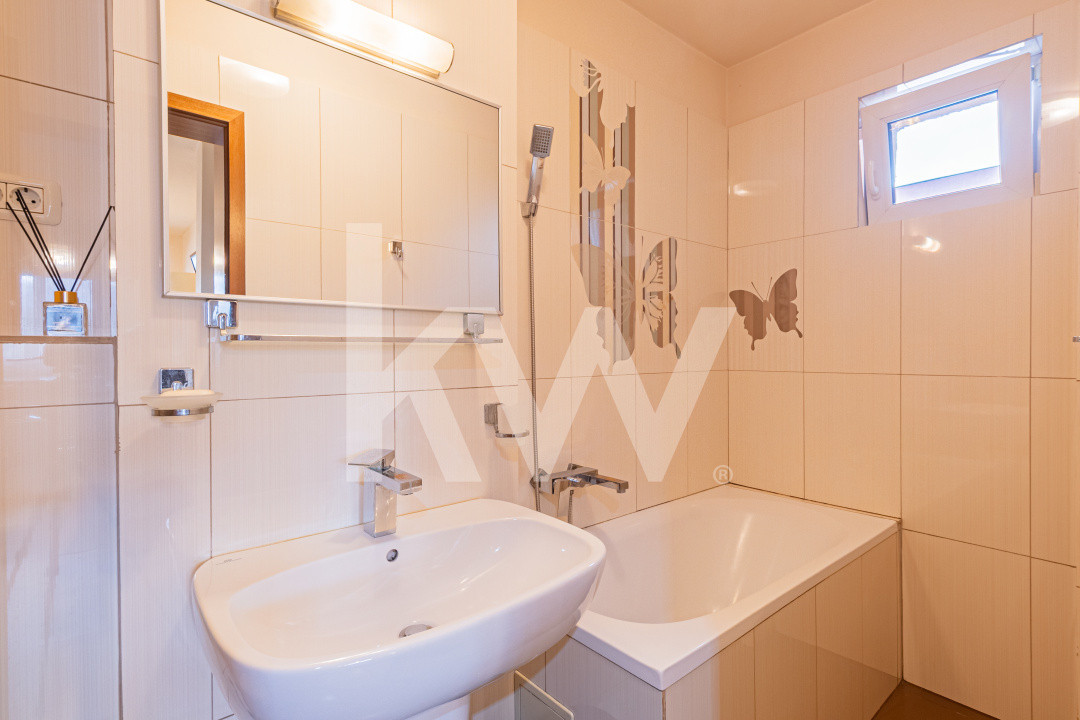  Ap 2camere zona Garii