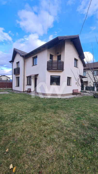 Casa individuala cu gradina si garaj, Cristian