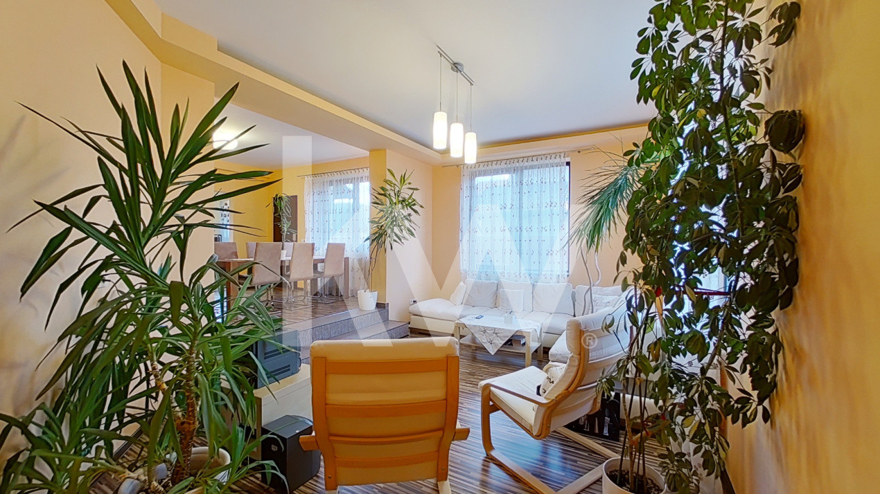 Casa individuala cu gradina si garaj, Cristian