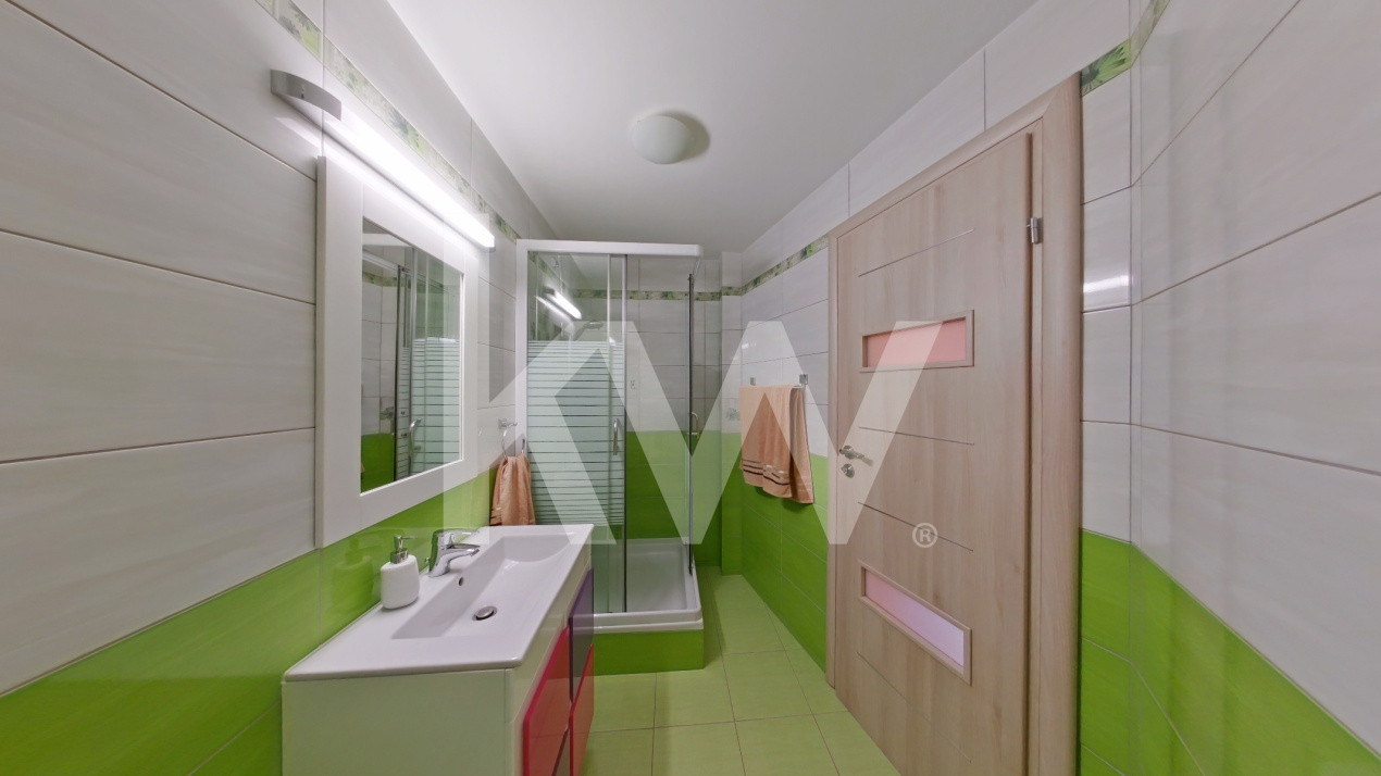 Casa individuala cu gradina si garaj, Cristian