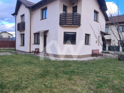 Casa individuala cu gradina si garaj, Cristian