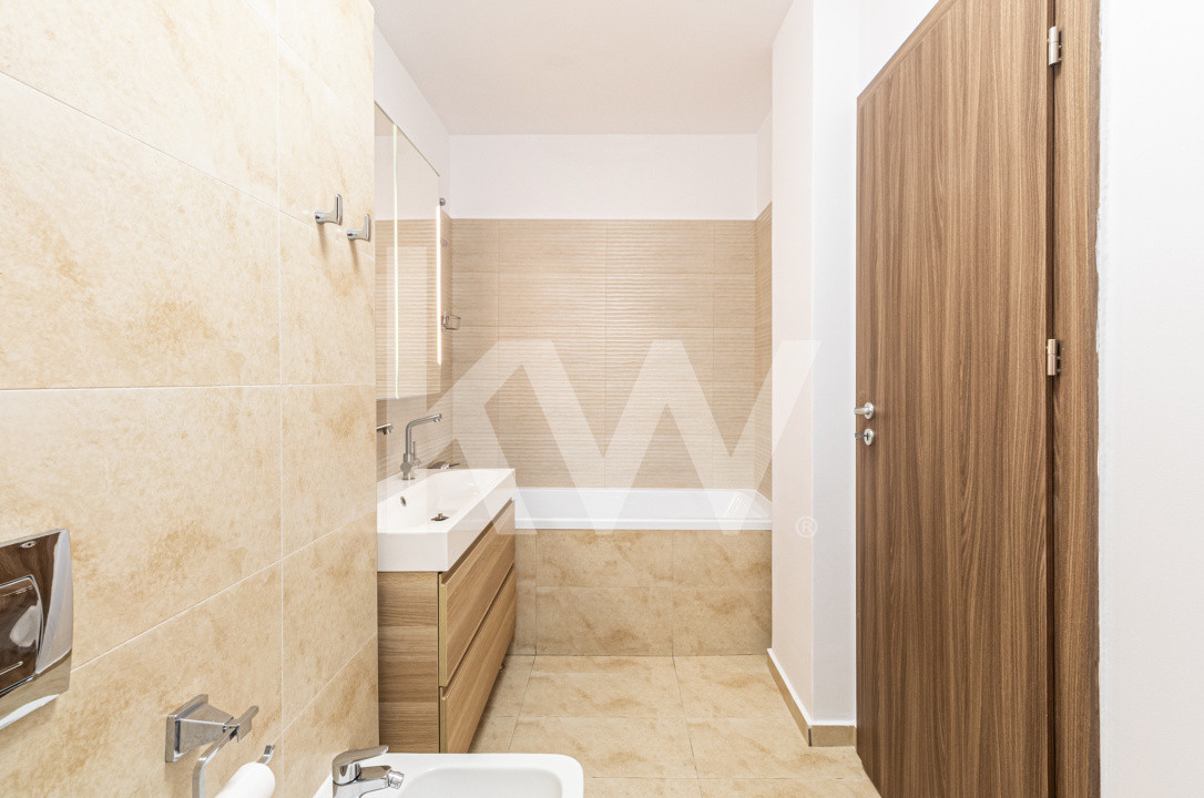 Apartament modern, 3 camere, garaj subteran - Racadau