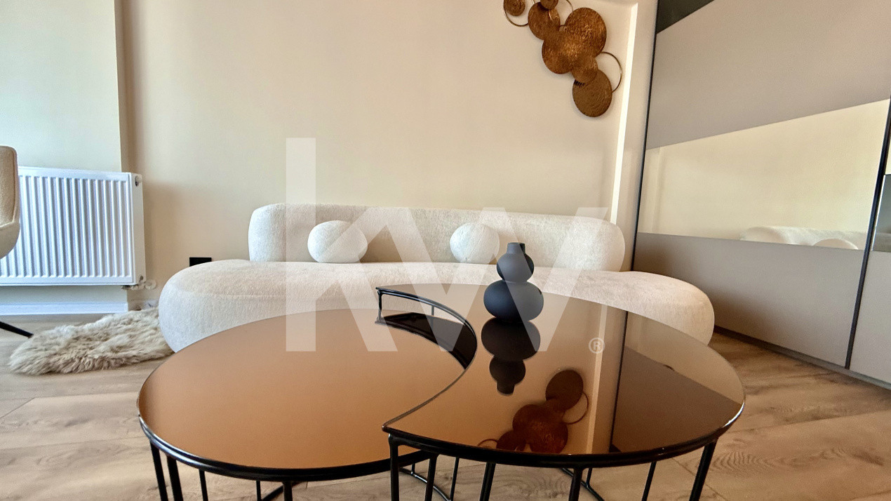 Apartament 3 camere | Prima închiriere | 2 băi | 2 balcoane | Parcare inclusă