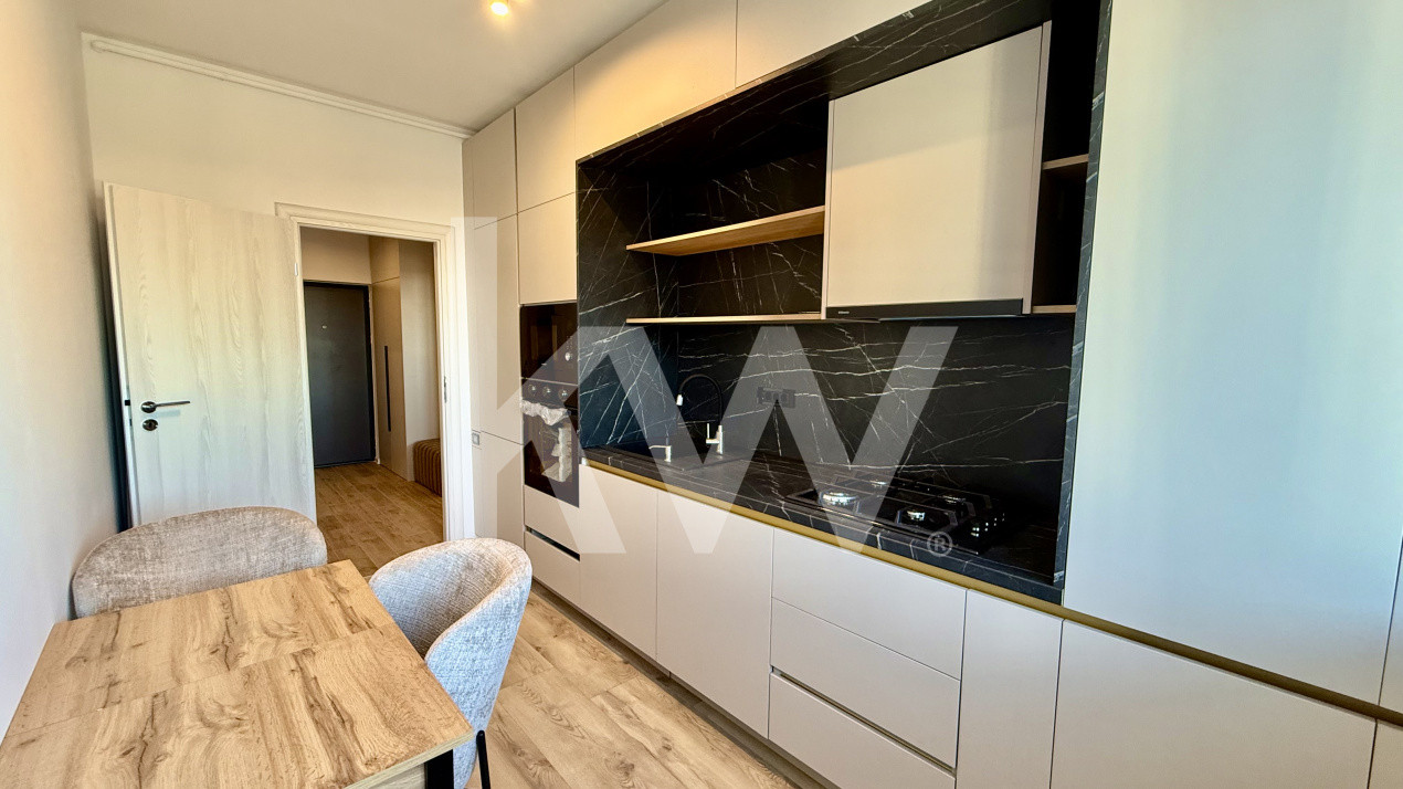 Apartament 3 camere | Prima închiriere | 2 băi | 2 balcoane | Parcare inclusă