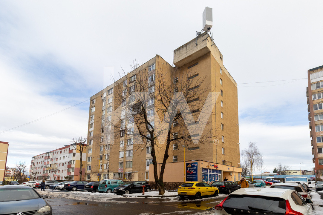 Garsoniera de vânzare | etaj intermediar 