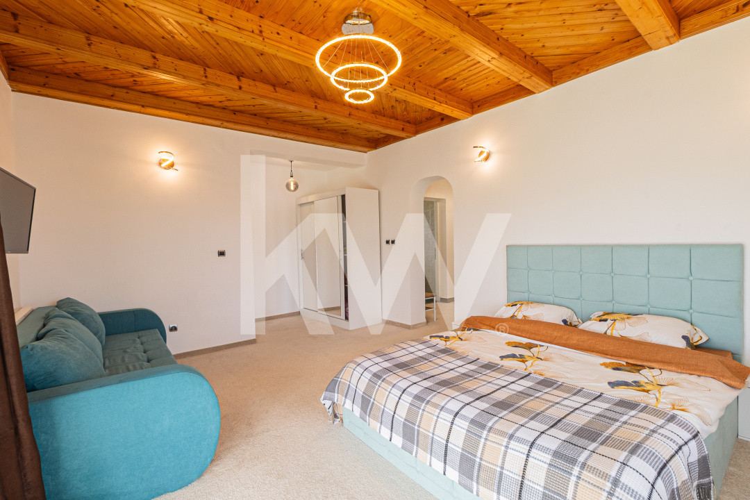 Casă de vânzare Fundata ,ideală pensiune, Comision 0%