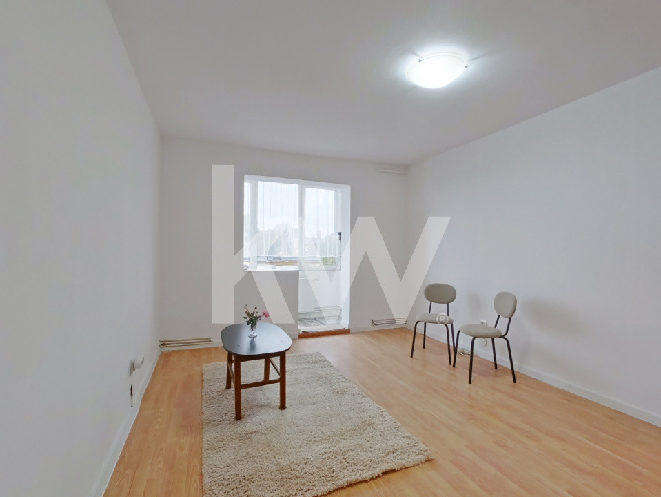  Închiriere apartament cu 3 camere - strada Avram Iancu
