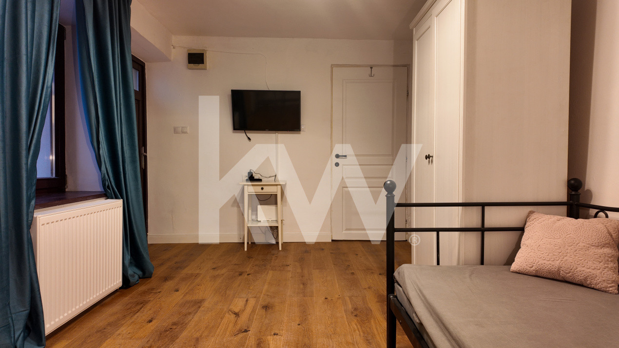 Închiriere garsonieră mobilată și utilată - Strada Postăvarului, Centrul Istoric