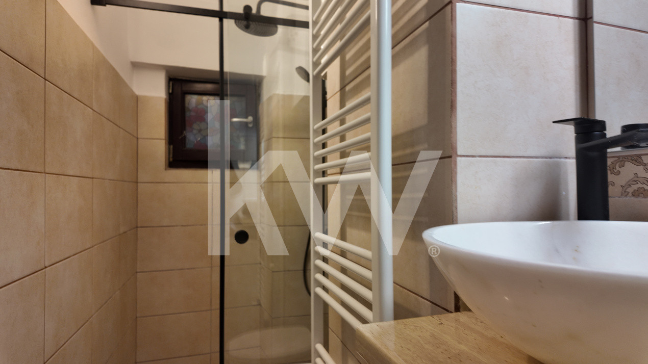 Închiriere garsonieră mobilată și utilată - Strada Postăvarului, Centrul Istoric