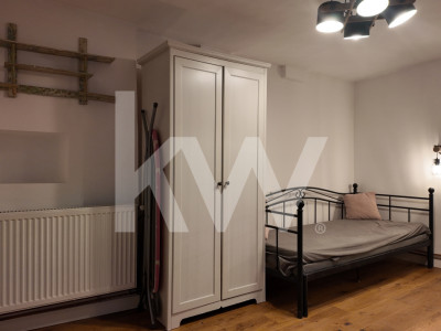 Închiriere garsonieră mobilată și utilată - Strada Postăvarului, Centrul Istoric