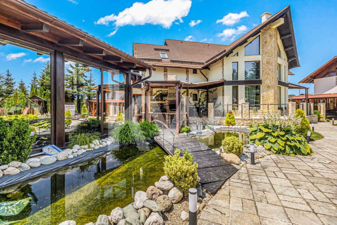 Vilă spectaculoasă lângă Castelul Bran cu piscină și cramă COMISION 0%