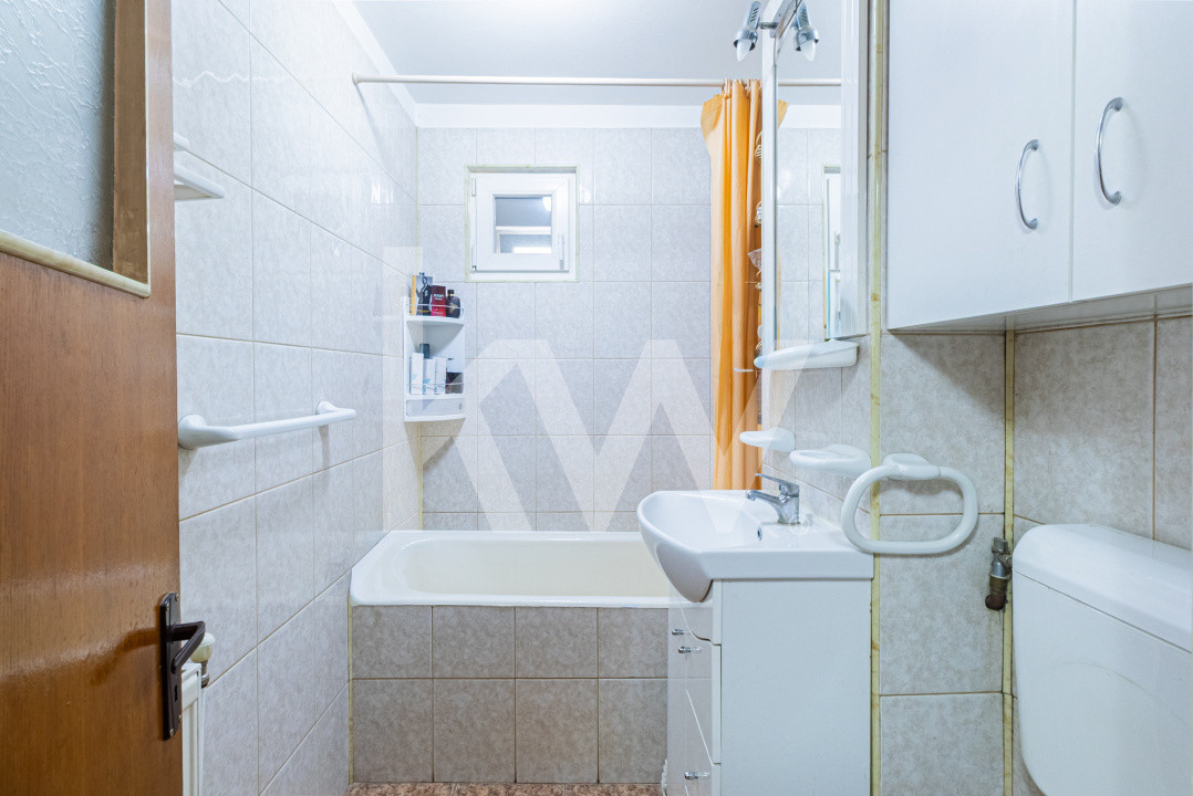 Apartament cu 3 Camere I Zona atractiva - Astra, Brasov