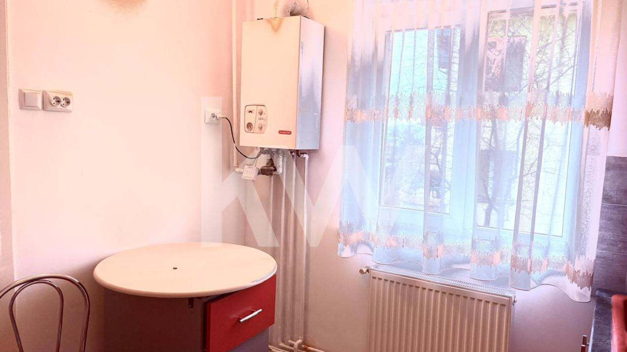 Inchiriaza un colt boem in Brasov – Garsoniera, str. Ecaterina Varga!