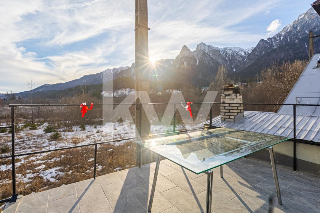 Casă individuală, vedere către Bucegi, la 300 m de Centru, Gară sau Cantacuzino
