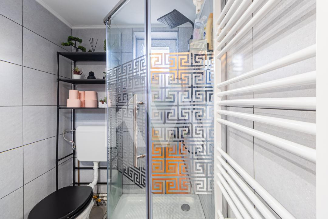 Casă individuală, vedere către Bucegi, la 300 m de Centru, Gară sau Cantacuzino