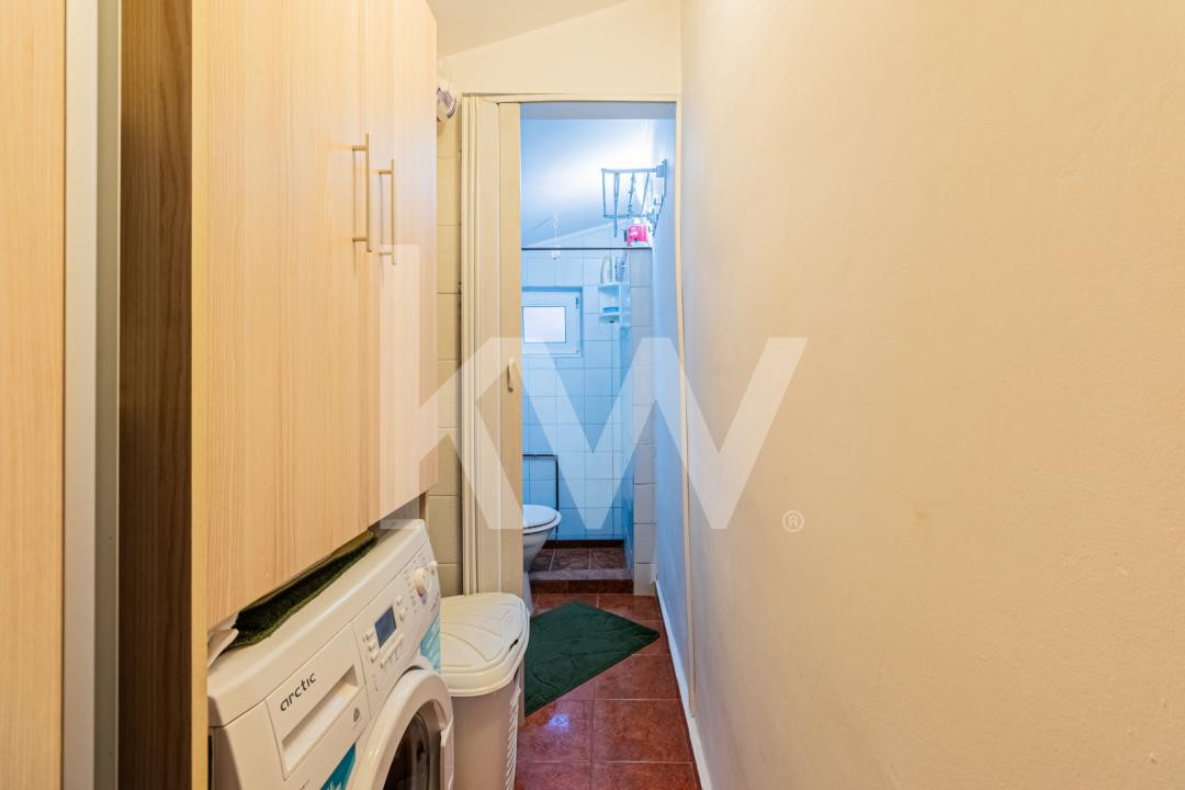 Casă individuală, vedere către Bucegi, la 300 m de Centru, Gară sau Cantacuzino